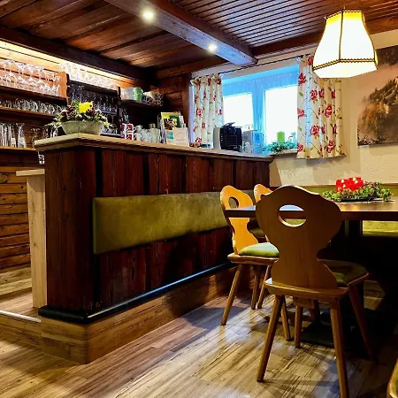 Haus Am Bach منزل للإقامة واغراين